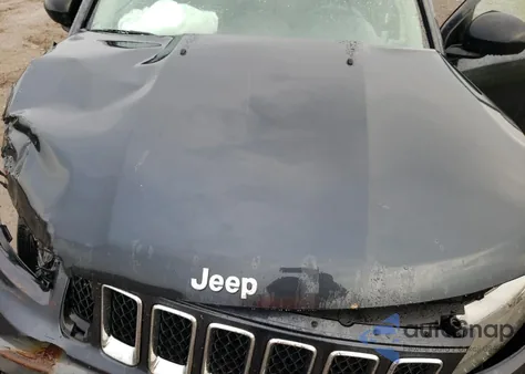 2015 Jeep Compass Sport z USA, uszkodzony, nr VIN 1C4NJDBB0FD130306